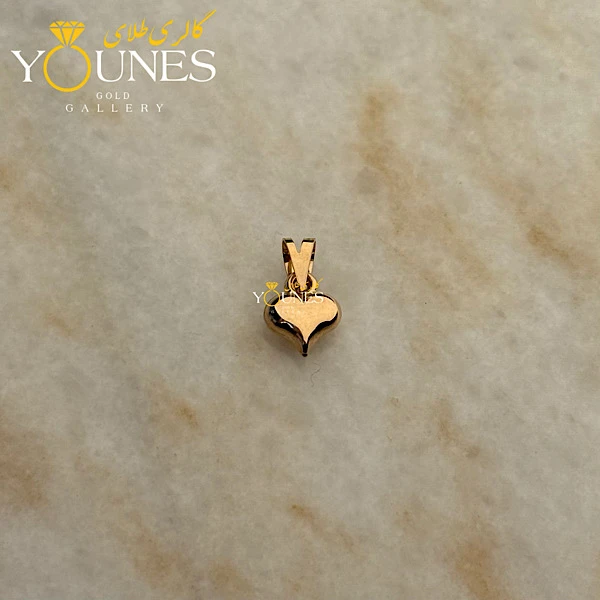 آویز قلب تو پر طلا